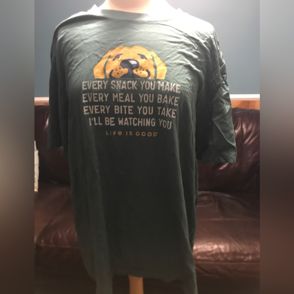 Life is Good T-shirt in Hunter Green